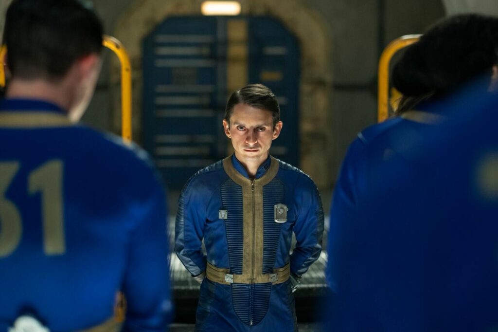 فصل دوم سریال fall out