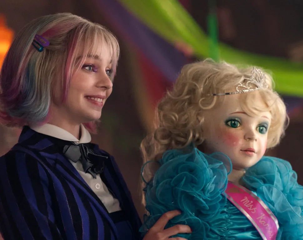 انید (با بازی اما مایرز)